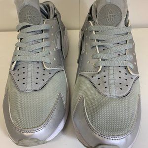 Nike Air Hurache Men's size 10